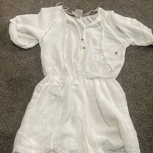 Knox Rose new white romper